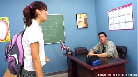 Teen Audrianna Angel Giving Blowjob To Her Teacher Xnxx