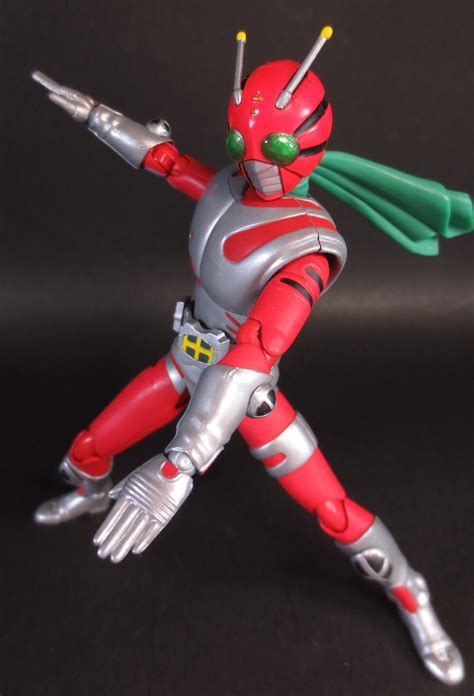 In Hand Images Of Sh Figuarts Kamen Rider Zx Tokunation