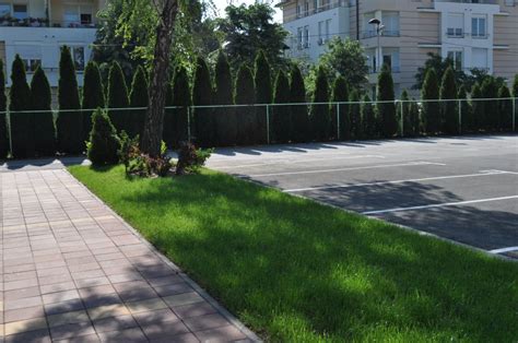 Уређење зелених површина у СЦ Вујадин Бошков