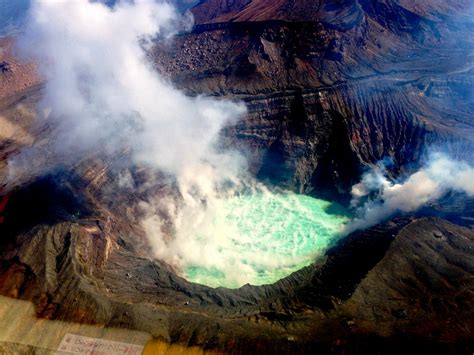 Photos 11 Hottest Volcano Hikes In The World That Would Be The