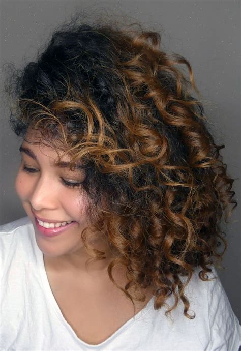 Most Amazing Curly Hair Balayage Ideas 2019 Hairminia Curly Hair