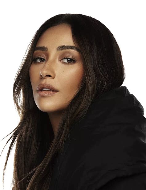 23 Facts About Shay Mitchell Factsnippet