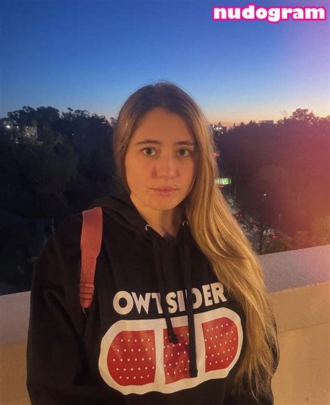 Lia Marie Johnson Liamariejohnson Lia Nude Leaks Onlyfans Photo