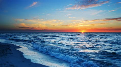 Обои Море волны пляж закат облака на рабочий стол картинки с раздела Природа