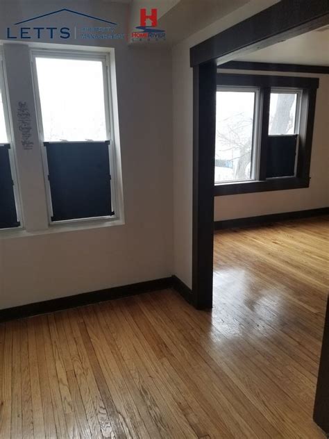 As of july 2021, the average apartment rent in detroit, mi is $727 for a studio, $632 for one bedroom, $896 for two bedrooms, and $1,456 for three bedrooms. Affordable 1 Bedroom Unit - Apartment for Rent in Chicago ...