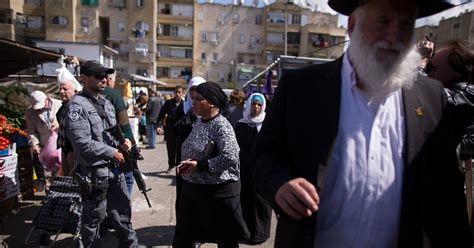 Deep Rifts Among Israeli Jews Are Found In Religion Survey The New York Times