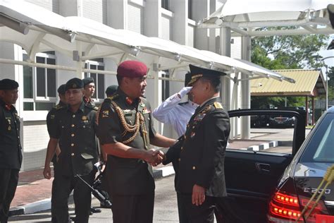 Perkuat Kerja Sama Militer Kasad Kunker Ke Brunei ~ Medanekspress