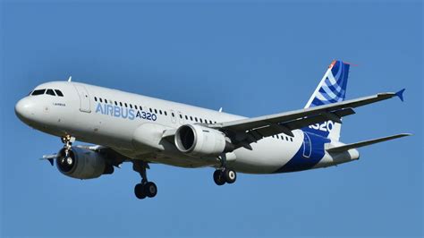 Finnair Ogłosił że Wyleasinguje Samolot Airbus A320 200