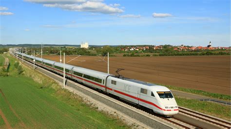 Ic1) nachdem der fahrgast die. Messerangriff auf ICE-Schaffner: Polizei sucht nach Täter ...
