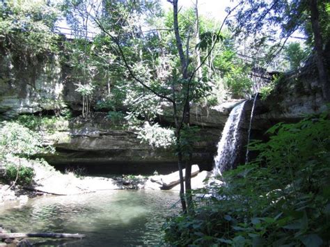 7 Secret Spots Near Pittsburgh Where Nature Will Completely Relax You