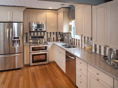Adding castors to the cart makes it a portable prep, dining, and serving space. Lovely White Kitchen Stainless Steel Appliances