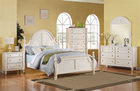 Pier one bedroom sets &#. Antique Furniture Hunting Tips - InspirationSeek.com