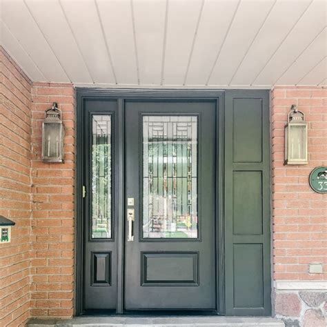 Smooth Fiberglass Single Front Door With 1 Sidelight Markham