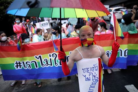 Thai Lgbt And Anti Government Protesters Join In Pride Parade Metro Us