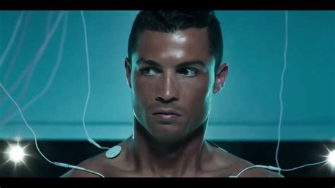 Cristiano Ronaldo New Crazy Robot Commercial English Subtitles ¦ 2016