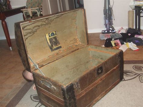 Old Chest Collectors Weekly
