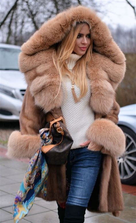 girls in furs luxury girls in furs check it out follow me on pinterest… fur coats women