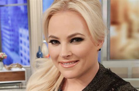 The View Meghan Mccain Is Ready To Give Up Chair To Former Co Host