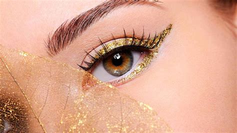 How To Use Gold Eyeliner