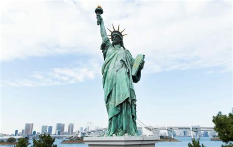 Patung Liberty Sejarah Arti Bahan Pembangunan