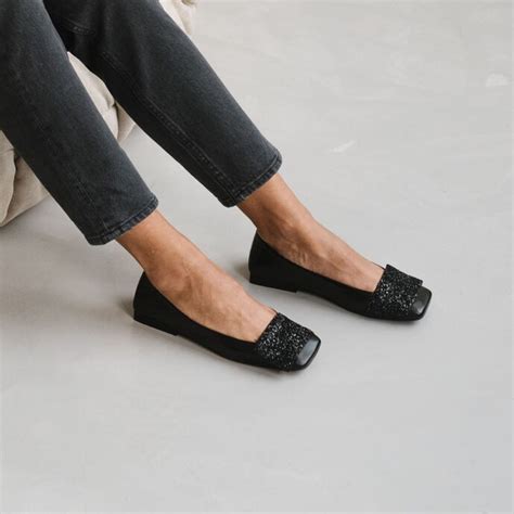 Women Ballet Flat With Knot And Square Toe In Black Leather And Glitter
