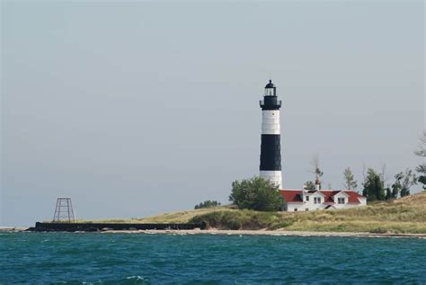 Top 10 Lighthouses To Visit In Michigan Around Michigan
