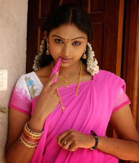 Hot Aunties Gallery Actress Pictures Gallery Wallappers South Indian B Grade Film Actress In Saree