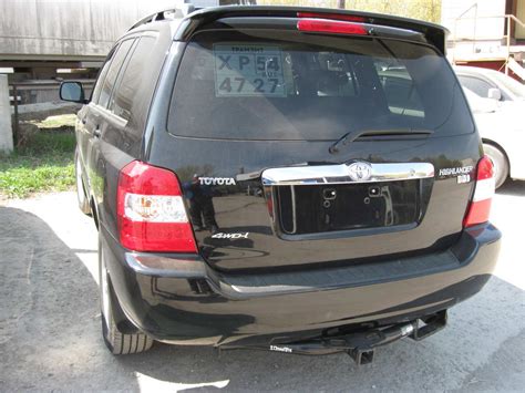 Engine knocks with cold start; Used 2006 Toyota Highlander Photos, 3300cc., Automatic For Sale
