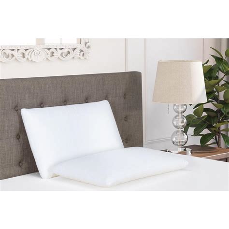 The pillow is made up of 56.4 pc polyester. Signature Sleep Classic Memory Foam King Size Pillow ...
