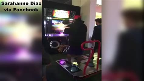 Trending Video Daddy And Daughter Pump It Up At Cary Dave And Busters