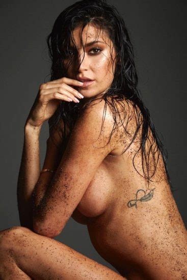 Nicole Williams Nude And Sexy Photos