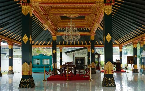 Wisata Jogja Keraton Ngayogyakarta Pusat Perabadan Budaya Jogjakata