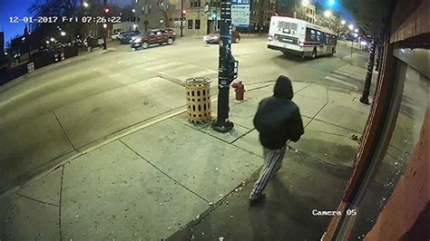 Police Release Surveillance Image Of Ukrainian Village Sex Assault Suspect Abc7 Chicago
