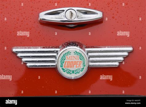 Mini Cooper Badge High Resolution Stock Photography And Images Alamy