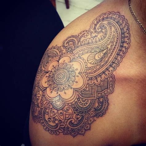 55 Traditional Paisley Tattoo Designs Tenderness Beauty And Originality