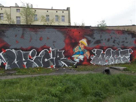 Kibicowskie graffiti rzadko nam się dobrze kojarzy. PHIK/WERT/KUPSOK/MÓZGER GRAFFITI KATOWICE - Fotoblog ...