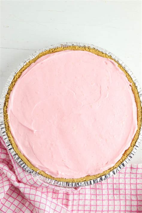 No Bake Pink Lemonade Pie Recipes Simple