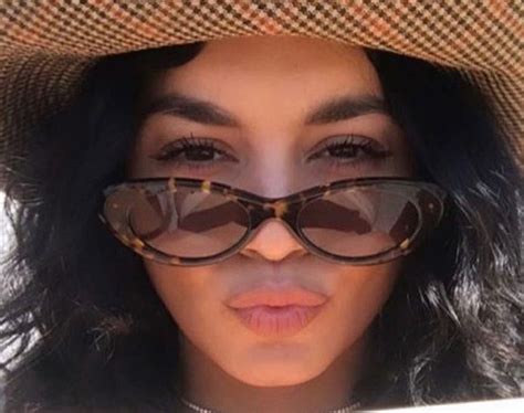 Hot Vanessa Hudgens Flashing Her Bare Tits In The Glasses Fuck Her