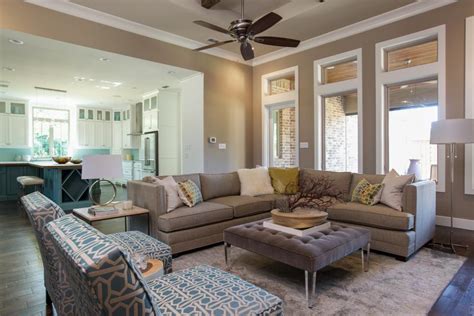 Contemporary Beige Living Room With Sectional Tufted Coffee Table And
