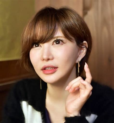 Inside Job Av Actress Yuria Satomi Robbed In Nakameguro