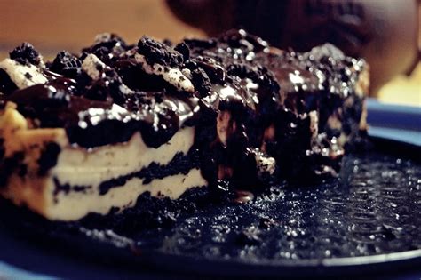 Upgrade your standard cheesecake with this oreo cheesecake recipe from delish.com. Cheesecake-Oreo-Kuchen
