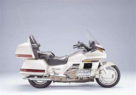 1995 goldwing 1500 cb radio push to talk switch. 1994 Honda GL 1500 SE Gold Wing: pics, specs and ...