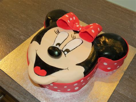 Minnie mouse kuchen rezepte 56 best torten images on. Minnie Maus - LUXUS-Torten