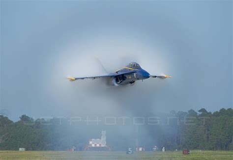 F 18 Hornet Jets Us Air Force F 18 Blue Angels United States Air