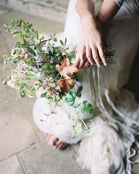 Autumnal Loose Wedding Bouquet An Incredibly Emotional And Beautiful