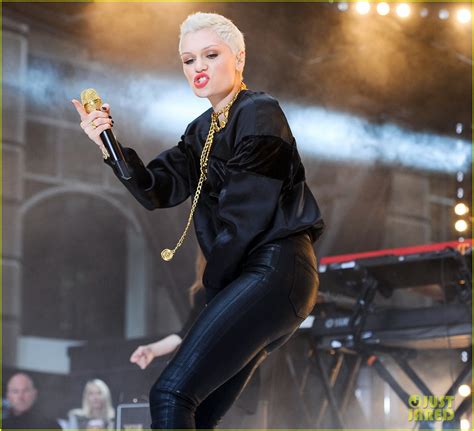 photo jessie j wild price tag live on sunrise 08 photo 2936057 just jared entertainment news