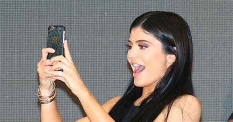 Kylie Jenner In Her Pajamas Will Give You Fomo So Slip Those Pjs Back