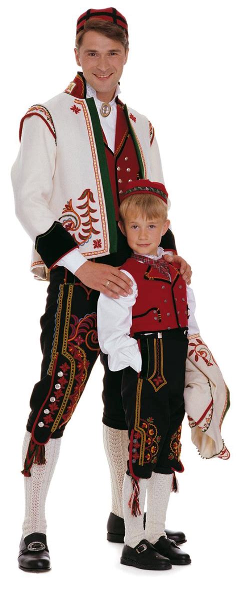 Herrebunad fra bunad for menn apk content rating is rated for 3+ and can be downloaded and installed on android devices supporting 7 api and above. FolkCostume&Embroidery: Bunad and Rosemaling embroidery of ...