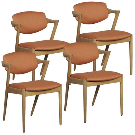 Set Of 4 Oak Kai Kristiansen Dining Chairs From A Unique Collection