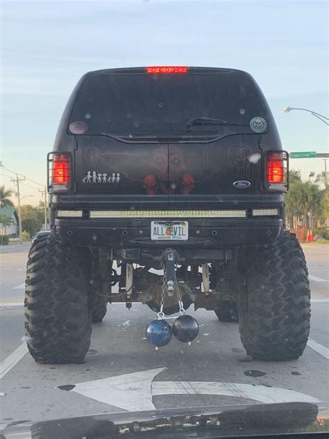 Kal On Twitter I Normally Think Giant Ass Trucks Are Kinda Stupid But
